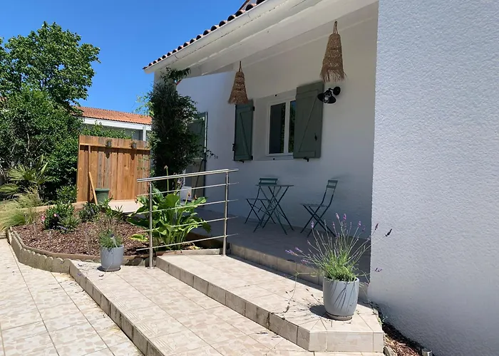 La Buissonniere Maison Avec Jardin La Rochelle 6 Personnes